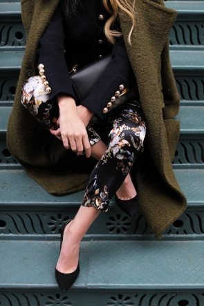 blair-edie-atlantic-pacific-blog-fashion-nyc-gucci-floral-olive-coat