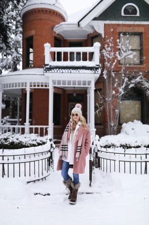 blair-eadie-atlantic-pacific-pom-hat-pink-layering-winter-outfit-aspen-snow