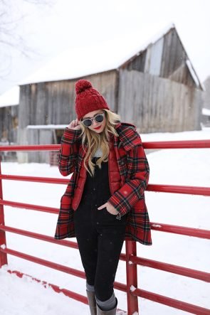 Atlantic Pacific Blog // Blair Eadie Winter Style Snow Outfit 
